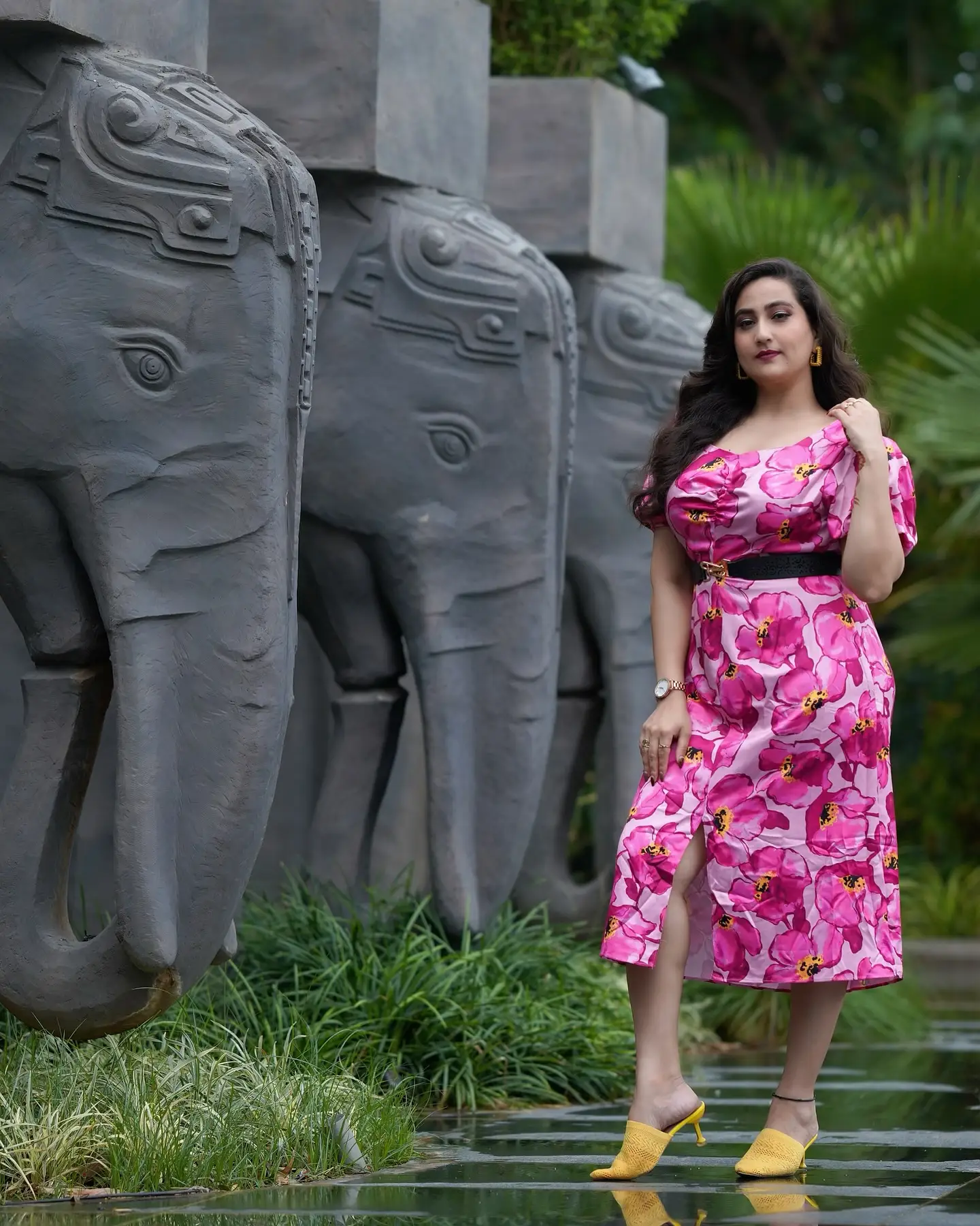 South Indian TV Actress Rampalli Manjusha In Pink Gown